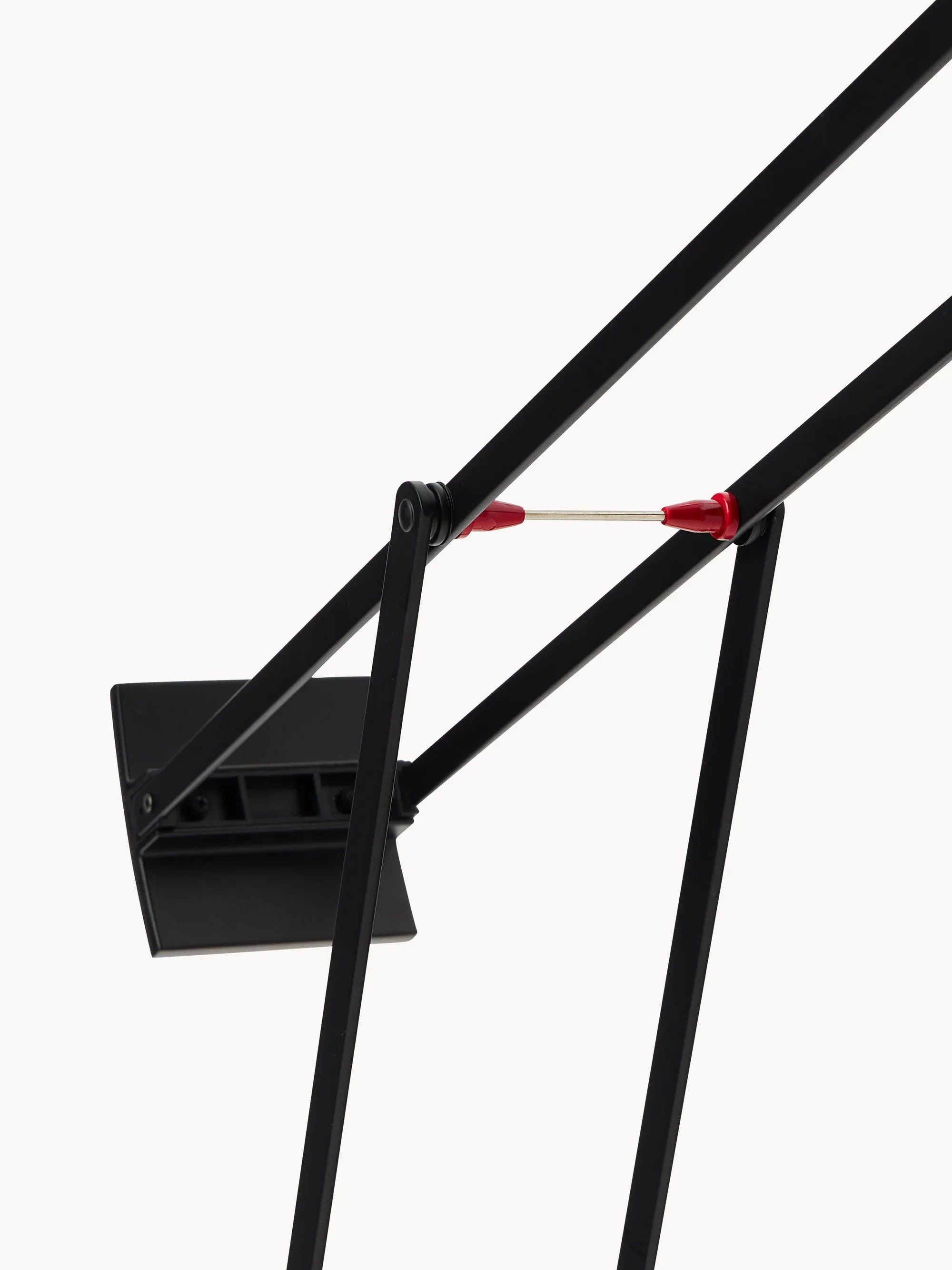 Lampa biurkowa regulowana TIZIO czarny