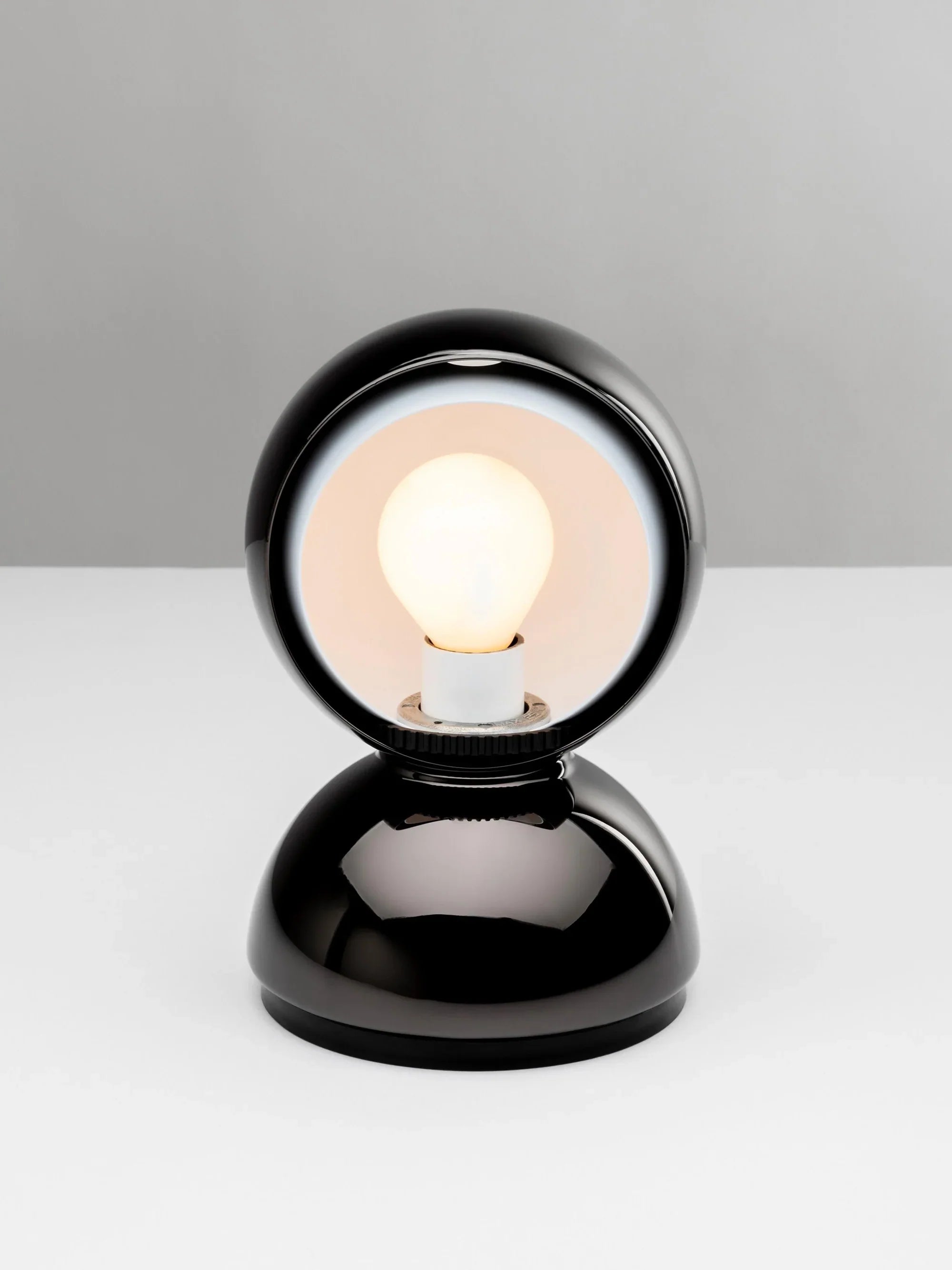 Lampa stołowa ECLISSE czarny