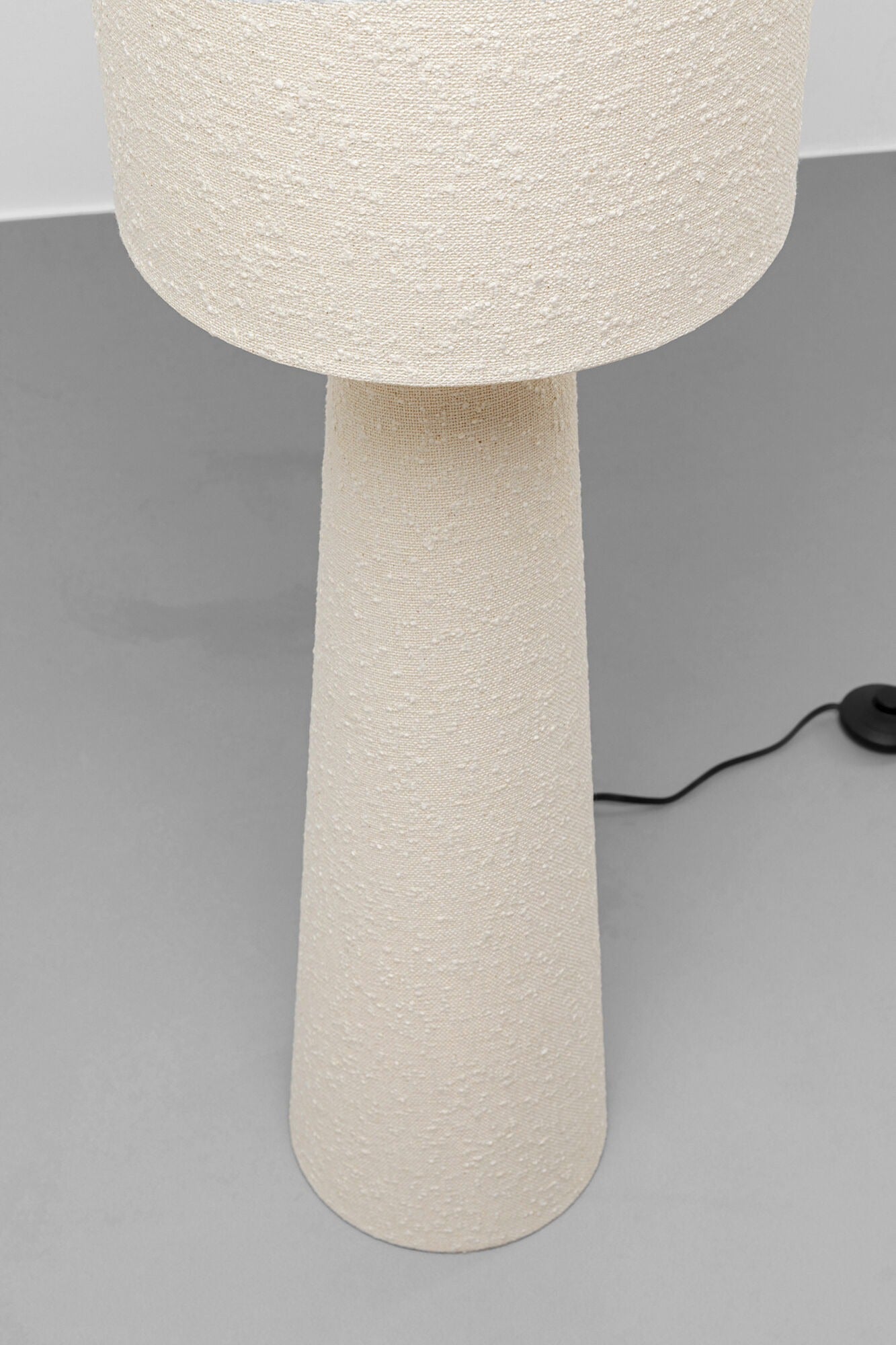 Lampa podłogowa Bouclé beżowa lniana 130 cm